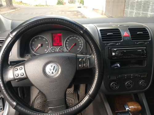 Volkswagen Bora 2.5 Exclusive Tiptronic Piel At
