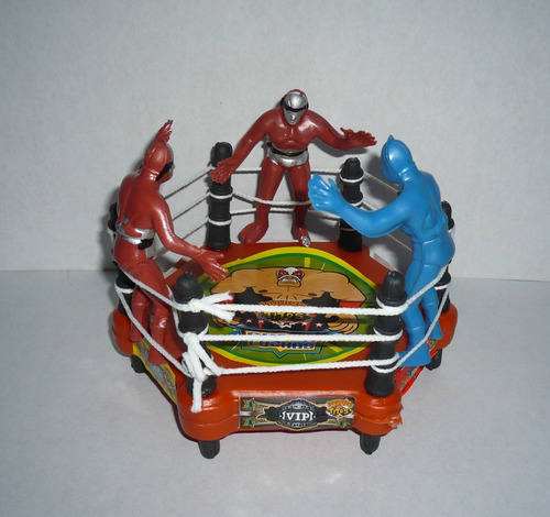 Ring De Plastico Soplado Con 3 Luchadores - Lucha Libre Cmll
