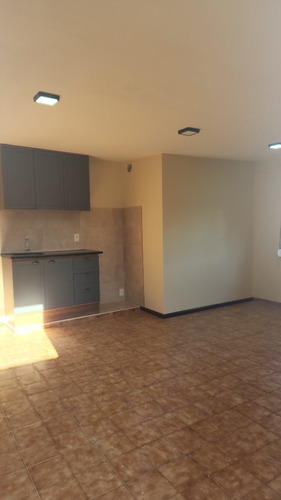 Apartamento Tipo Casa Reciclado, A Estrenar