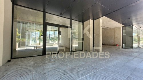 Local Ubicado Placa Comercial Edificio Nueva Las Condes