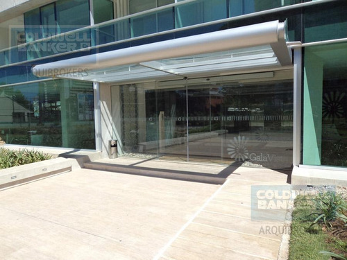 Apartamento De 3 Dormitorios En Venta En Punta Del Este