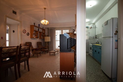Imagen 2 de 18 de Departamento De 3 Ambientes. Retasado. Tucuman Y Alberti.