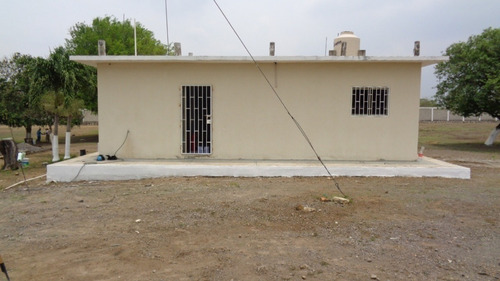 Imagen 4 de 13 de Terreno Con Oficinas Y Área De Maniobras