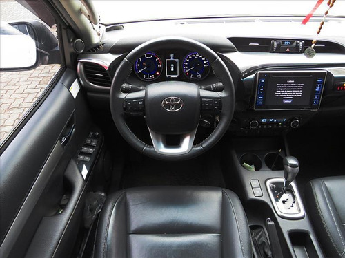 Imagem 3 de 10 de Toyota Hilux 2.8 Srv 4x4 Cd 16v Diesel 4p Automatico 2017