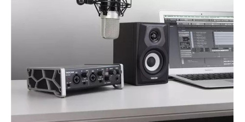 Placa Interface Áudio Tascam Us-2x2 Pré-amps Ios Compatível (Usado)