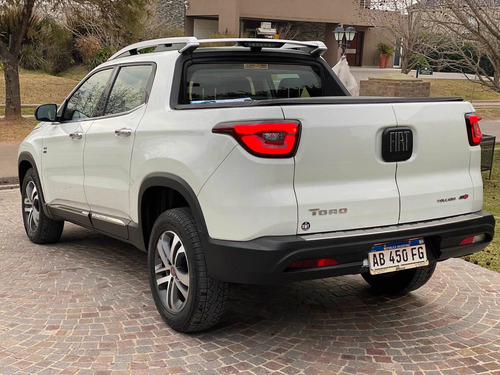 Imagen 4 de 15 de Fiat Toro 2.0 Volcano 4x4 At 2017