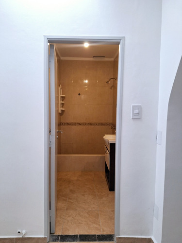 Se Alquila Espacio Para Consultorios/oficinas/estética