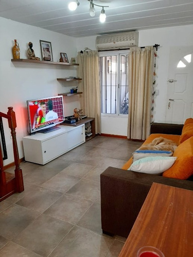 Imagen 6 de 14 de Duplex En Venta En Ituzaingo Norte