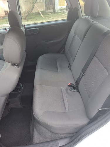 Chevrolet Corsa 1.8 Maxx Flex Power 5p