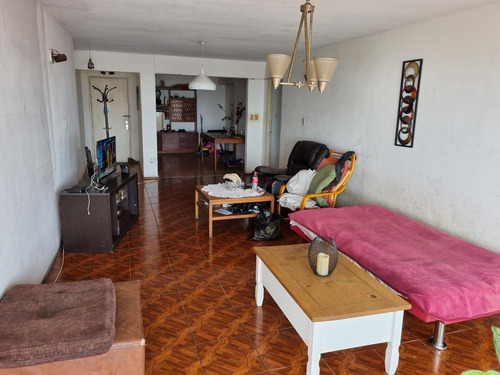 Imagen 4 de 18 de Apartamento -tristan Narvaja Y 18, Piso Alto, Gran Vista Y Terraza, 114 M2 9 M2 Terraza , Gge !!