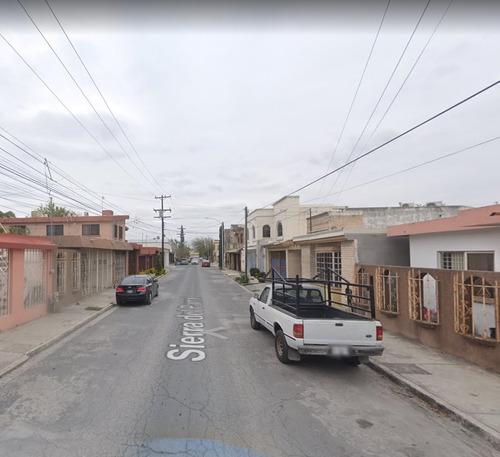 Hermosa Y Amplia Casa En Remate En Las Puentes, San Nicolás De Los Garza, Nuevo León