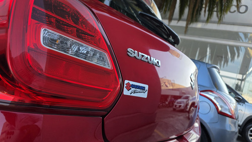 Suzuki Swift Boostergreen Glx 2023 - Transmisión Manual