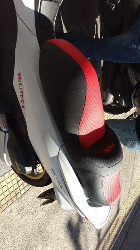 Honda Pcx Dlx