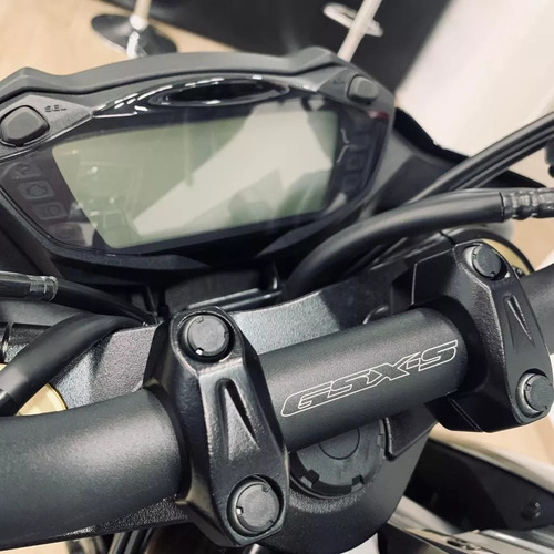 Imagen 25 de 25 de Suzuki Gsx S 750 Nacked No Z650 Mt El Mejor Tipo De Cambio
