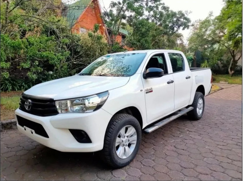 Toyota Hilux 2.8 Tdi Cabina Doble Mt