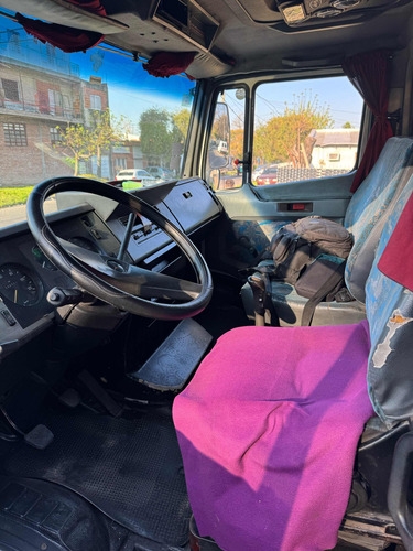 Mercedes Benz 1215