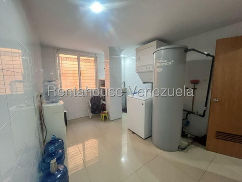 En Venta Exclusivo Apartamento En El Este De Barquisimeto Ubicado En Urbanización Monte Real Lara, Rc