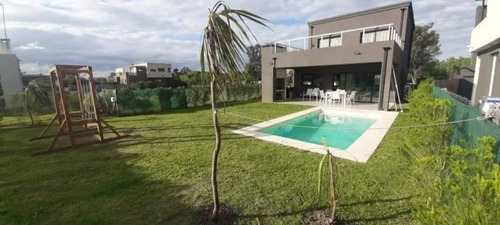 Imagen 2 de 12 de Susana Aravena Propiedades Casa - Vila Marina I