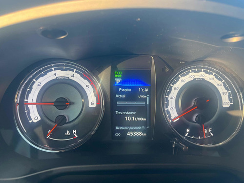 Imagen 7 de 7 de Toyota Hilux 2019 2.8 Cd Srx 177cv 4x4 At