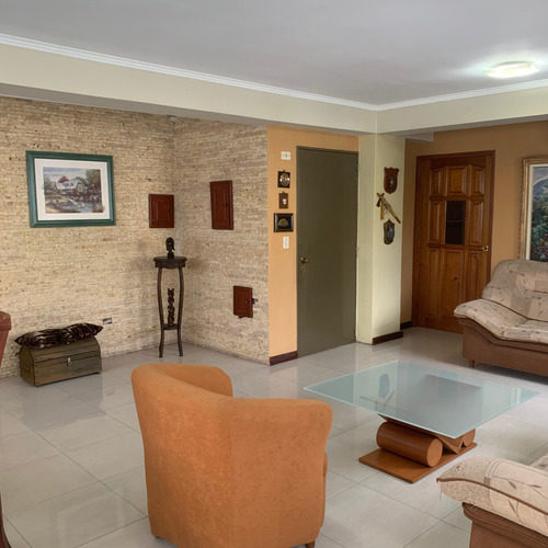 Imagen 1 de 20 de Apartamento En Alquiler - Urb. Santa Monica