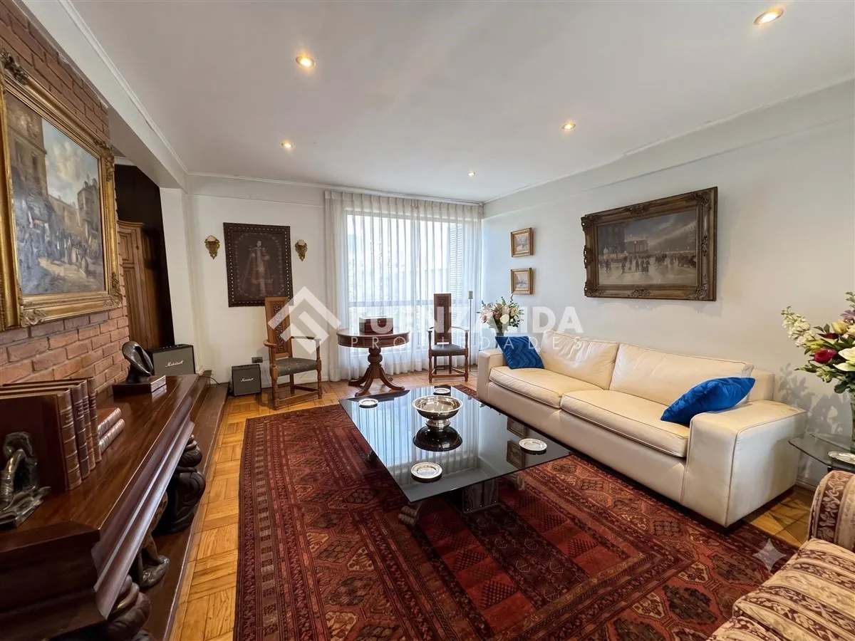 Imagen 4 de 15 de Casa En El Sector Sport Francés - 3 Dor, 2 Baños, Vitacura