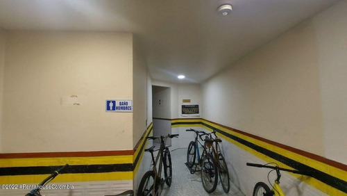 Imagen 18 de 29 de Comercial En Restrepo(bogota) Rah Co: 23-605