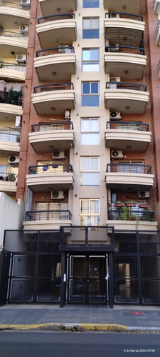 Departamento 3 Ambientes Con Balcon Al Frente Villa Pueyrredon