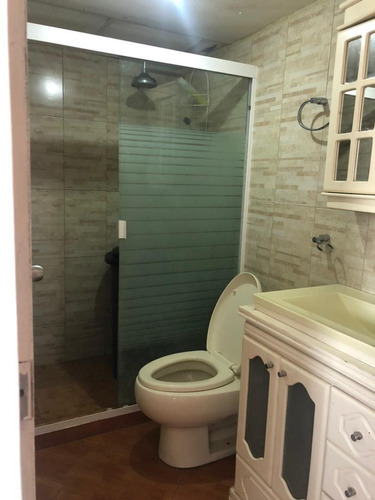 Imagen 4 de 7 de Apartamento En Playa Grande Catia La Mar