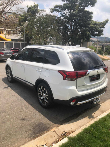Mitsubishi Outlander 2.2 4wd 5p 2017