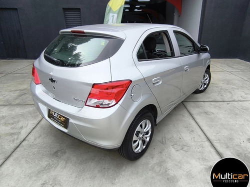 Chevrolet Onix 1.0 MPFI LT 8V FLEX 4P MANUAL