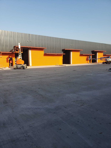Bodega 388 M2 En Valle Grande (71105)