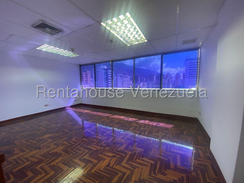 Oficina En Alquiler En Multicentro Los Palos Grandes. Cecilia Gutierrez. 25-14898