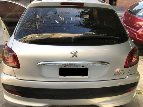 Peugeot 207 1.4 Hdi Xt Premium