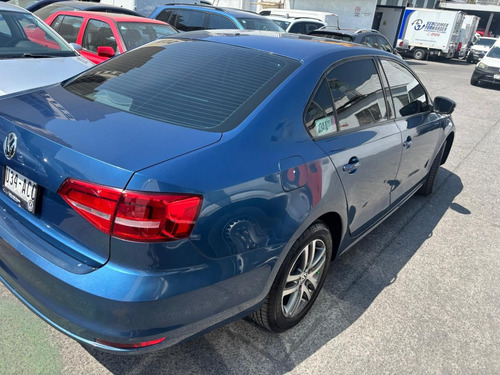 Volkswagen Jetta 2.5 Trendline At