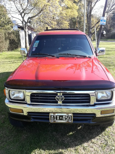 Toyota Hilux 2.4 Sr5