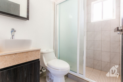 Casa En Venta En Acapulco, Puerta Al Sol, Zona Diamante, Barra Vieja, Alberca Y Club De Playa, 3 Recámaras 1½ Baños
