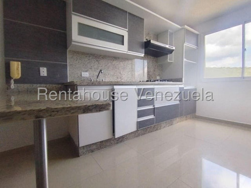 Apartamentos En Venta En El Este De Barquisimeto Con Planta Eléctrica Y Piscina Cod.25-10920 Nd