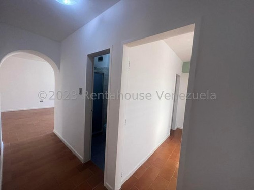 Imagen 24 de 26 de Apartamento En Venta Urb El Centro, Maracay 23-19254 Hc