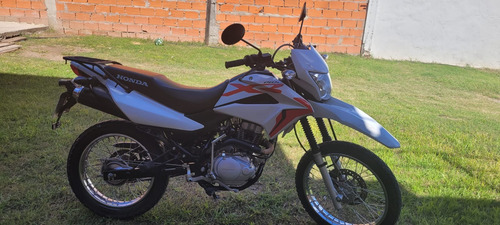Honda Xr 150 L Color Blanca Motor 10 Puntos 16.0000 Km Titul