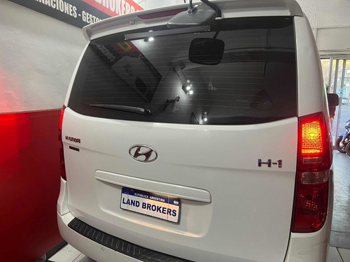 Imagen 4 de 20 de Hyundai H1 2017 2.5 Premium 1 170cv