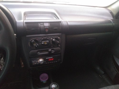 Chevrolet Corsa 2000 1.0 Super 5p