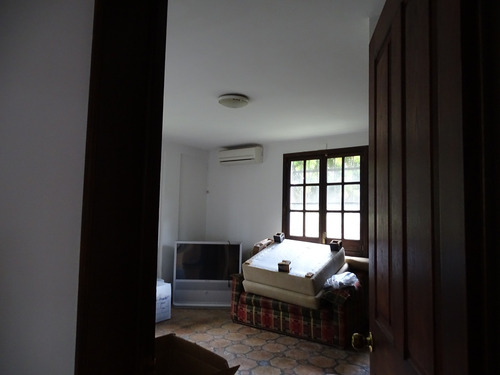 Imagen 26 de 30 de Casa Estilo Español En Colinas De Guataparo