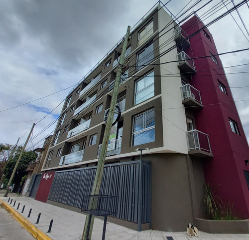 Alquiler Depto Super Luminoso Con 2 Balcones