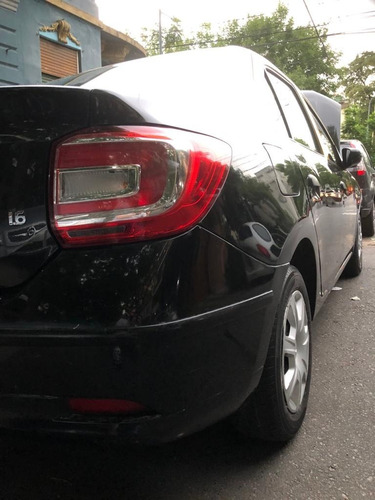 Renault Logan Ii Año 2018 Taxi Con Licencia