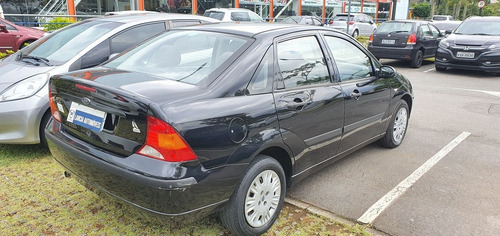 Ford Focus 1.6 Glx Sedan 8v