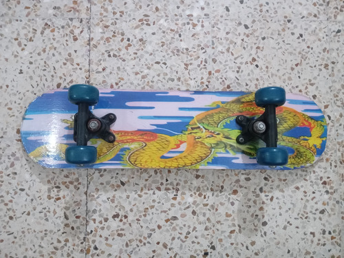 Patineta Skateboard Genérica Negro Liso Completo 60 X 15 Cm Azul Gris (Usado)