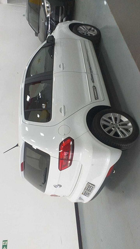 Volkswagen Fox 1.6 Msi Connect (flex)