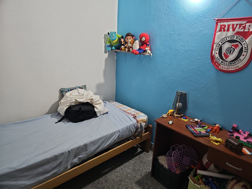Venta Casa Multifamiliar 5 Ambientes Con Local Comercial En Martínez