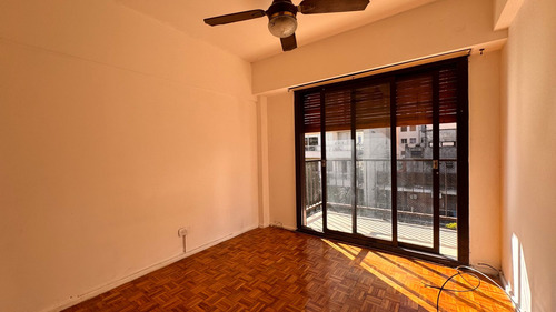 Departamento 3 Ambientes Cochera Belgrano Balcón