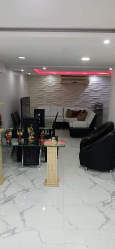 Imagen 2 de 19 de Townhouse En Venta Nueva Casarapa Guarenas Edo Miranda